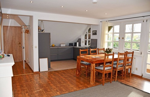 Siggermow Condo | Thatched-roof villa on Wiesengrund - duplex apartment on the upper floor