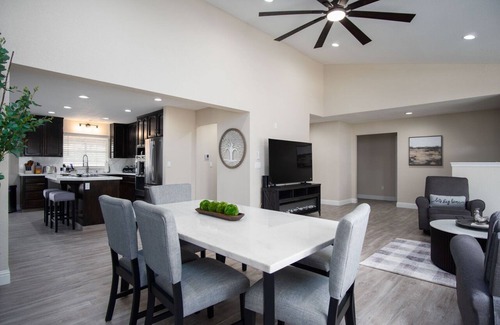 Springville House | The 13th Hole House at River Island Country Club
