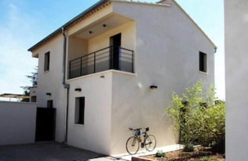 Bedoin Villa | The 1911, Villa 1911