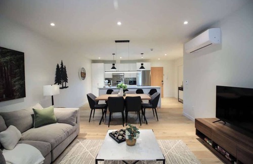 Mont-Tremblant Apartment | The 202