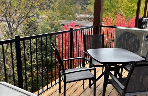 Mont-Tremblant Apartment | The 305