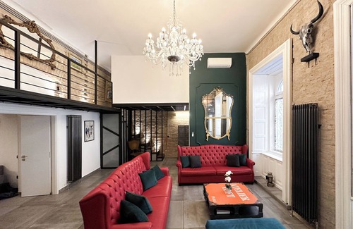 Palace District Apartment | The Address Loft Pal Str Luxury Experience for Groups