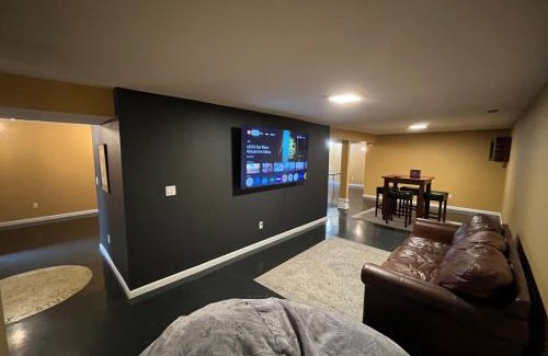 Post Falls House | The Affordable Family Fun House- Ping Pong, Pool Table, Darts