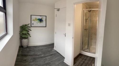 Liverpool House | The Aintree - By CHAPS
