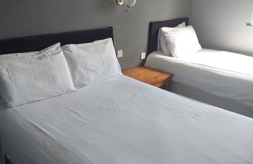 Meppershall Hotel | The Airman Hotel