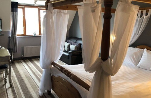 Meppershall Hotel | The Airman Hotel