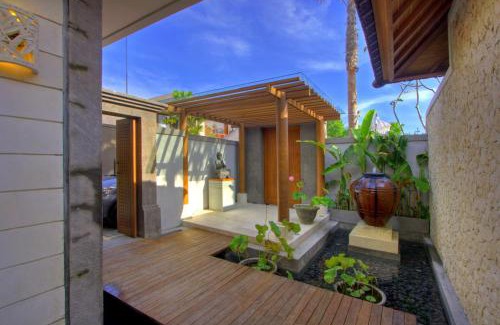 Batubelig Hotel | The Akasha Seminyak Bali Luxury Villas