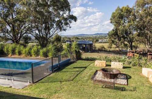 Central Mudgee House | The Albens - Countryside Chic amongst the Hills