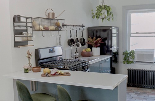 Red Hook House | The Alderman | Private Seaside Townhouse W/Garden