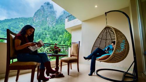 Manali Resort | The Allure Grand Resort -A Majestic Riverside Retreat