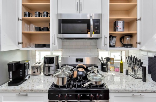 Southeast Houston House | ✵The Allure✵| Houston Hidden Gem - NRG/Med Center