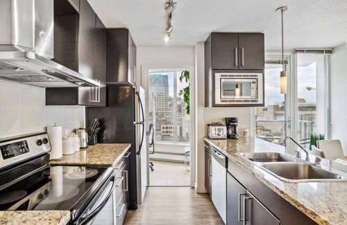 Crosstown Apartment | The Altitude