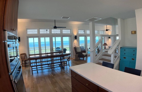Alligator Point House | The Anchor.Newly remodeled Gulf to Bay 3bed/3.5bath Sleeps 6-8 NEW FALL 2025