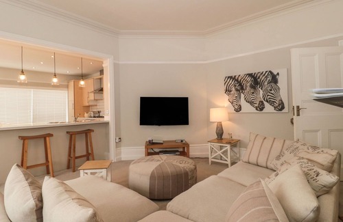Westbourne Cottage | THE ANCHORAGE, pet friendly, character holiday cottage in Bournemouth