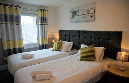 Cardigan Hotel | The Angel Hotel