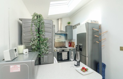Starcross Cottage | THE ANNEX, romantic in Starcross, Devon