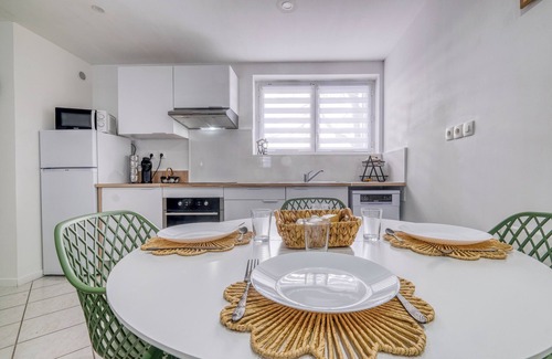 Mouroux Apartment | The apartment with terrace