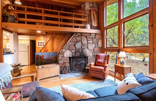 Sedona Cabin | The Apple Cabin in Sedona Scenic Oak Creek Canyon
