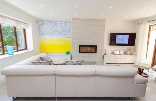 Waterhead House | The Arthouse