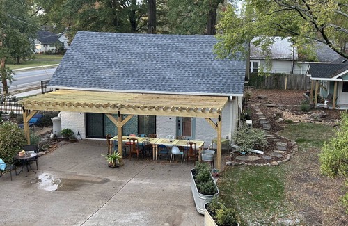 Conway Apartment | The Artist's Cottage: workspace & studio apt for artists/dancers/writers/etc.
