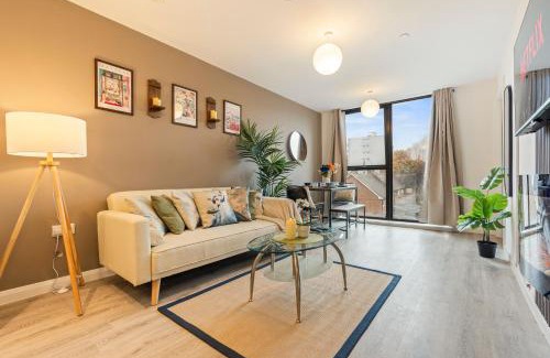 Bordesley Apartment | The Artist Suite