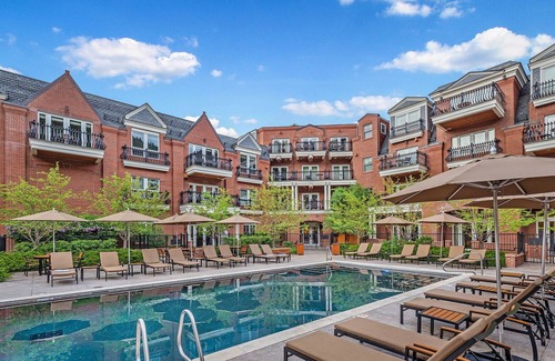 Aspen Apartment | The Aspen Mountain Residences Luxury Studio King Room Mountainside
