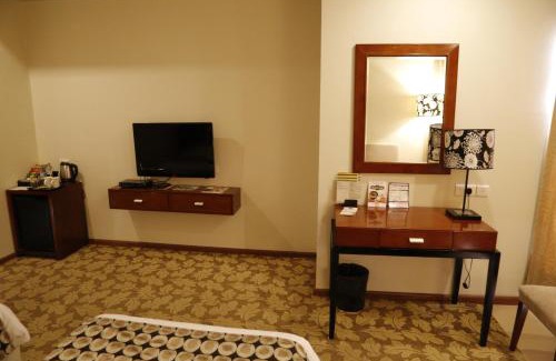 Daulatabad Hotel | The Aures (formerly known as Keys Select The Aures)