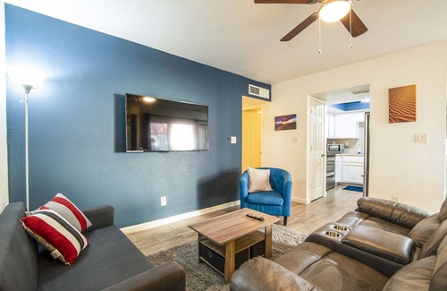 Casa Grande Apartment | The Avenida Condominiums