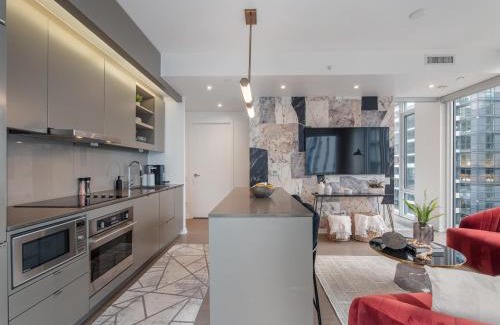 Downtown Toronto Apartment | The Aventi Suites - Downtown Toronto - Across TIFF Bell Lightbox