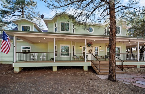 Pinetop House | The AZ Notebook - Sleeps 20, huge game room, and in the heart of Pinetop.