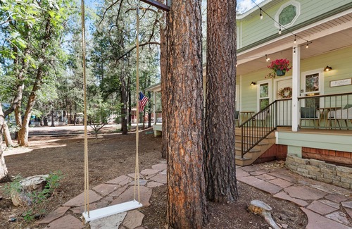 Pinetop House | The AZ Notebook - Sleeps 20, huge game room, and in the heart of Pinetop.