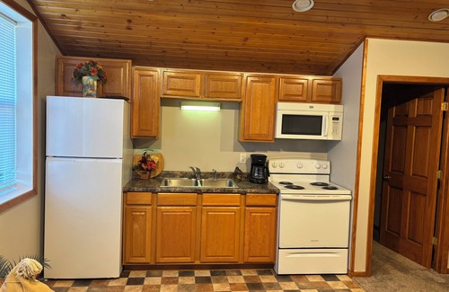 Cambridge Apartment | The Back Lot Loft – downtown Cambridge, MN