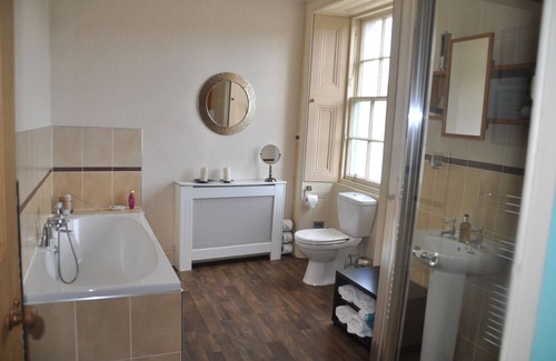 Hawick House | The Bank Guest House