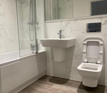 Moffat Apartment | The Bank Tower