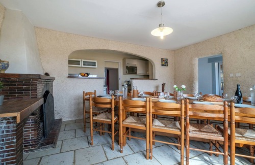 Rochefort House | The banks of Fichemore