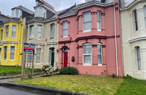 Plymouth House | The Barley House