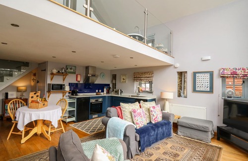 Llandrindod Wells Cottage | THE BARN AT GLANOER, pet friendly, with open fire in Hundred House