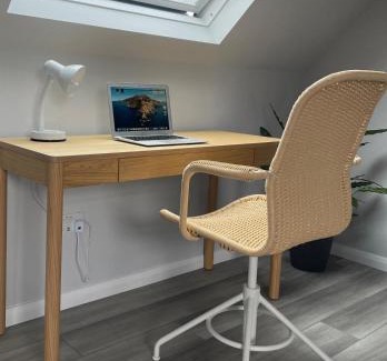 Busbridge Apartment | The Barn at Hydestile Stud