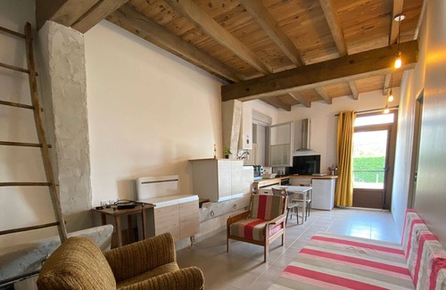 Saubrigues Apartment | The barn of Pintouquet consists of four apartments and a studio.