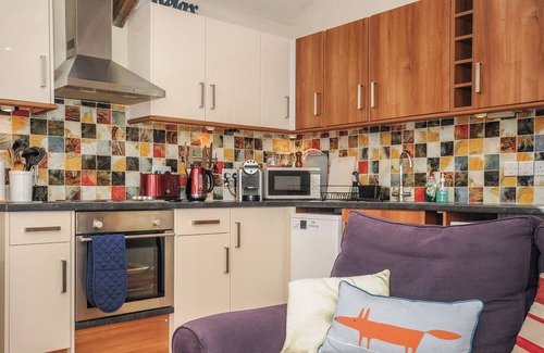 Lifton Cottage | THE BARN, pet friendly, character holiday cottage in Lifton
