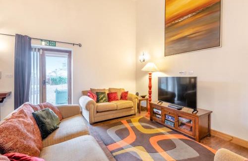 Grimsby House | The Barn - Uk44514