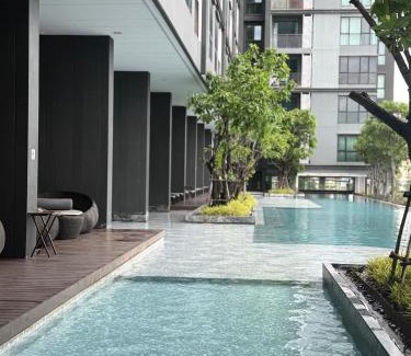 Mak Khaeng Apartment | the base