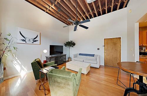 Historic District - North Apartment | The Basecamp