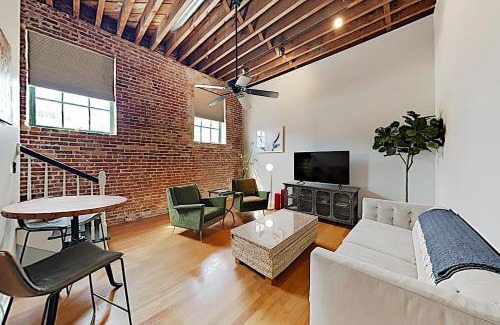 Historic District - North Apartment | The Basecamp