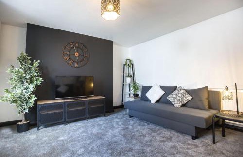 Exeter Apartment | The Basement