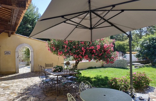 Pont-Saint-Esprit Apartment | The Bastide de Beauchamp