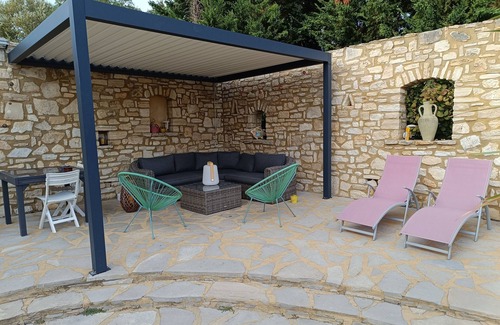 Pont-Saint-Esprit Apartment | The Bastide de Beauchamp