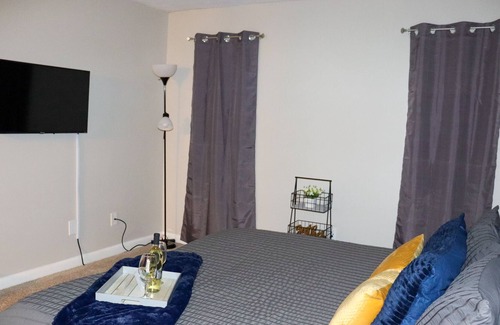 Cumberland Apartment | The Battery ATL Luxury Vibes Suite - Entire 2BDR Apt