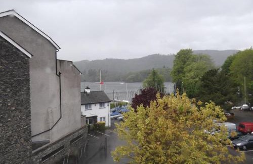 Bowness-on-Windermere Bed & Breakfast | The Bay House Lake View Guest House - Adults Only