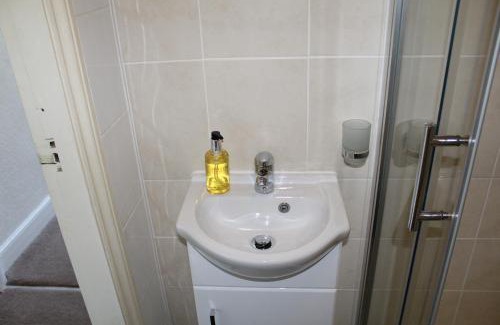 Bowness-on-Windermere Bed & Breakfast | The Bay House Lake View Guest House - Adults Only